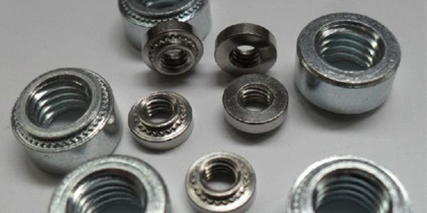 為什么現(xiàn)在越來(lái)越多的企業(yè)選擇鉚螺母取代螺絲進(jìn)行緊固？